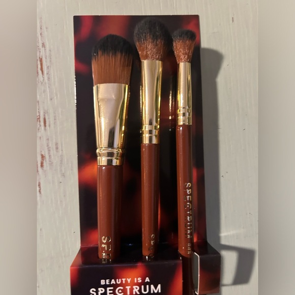 Spectrum Pantherine 3 Piece Makeup Brush Set NIB - Picture 3 of 4